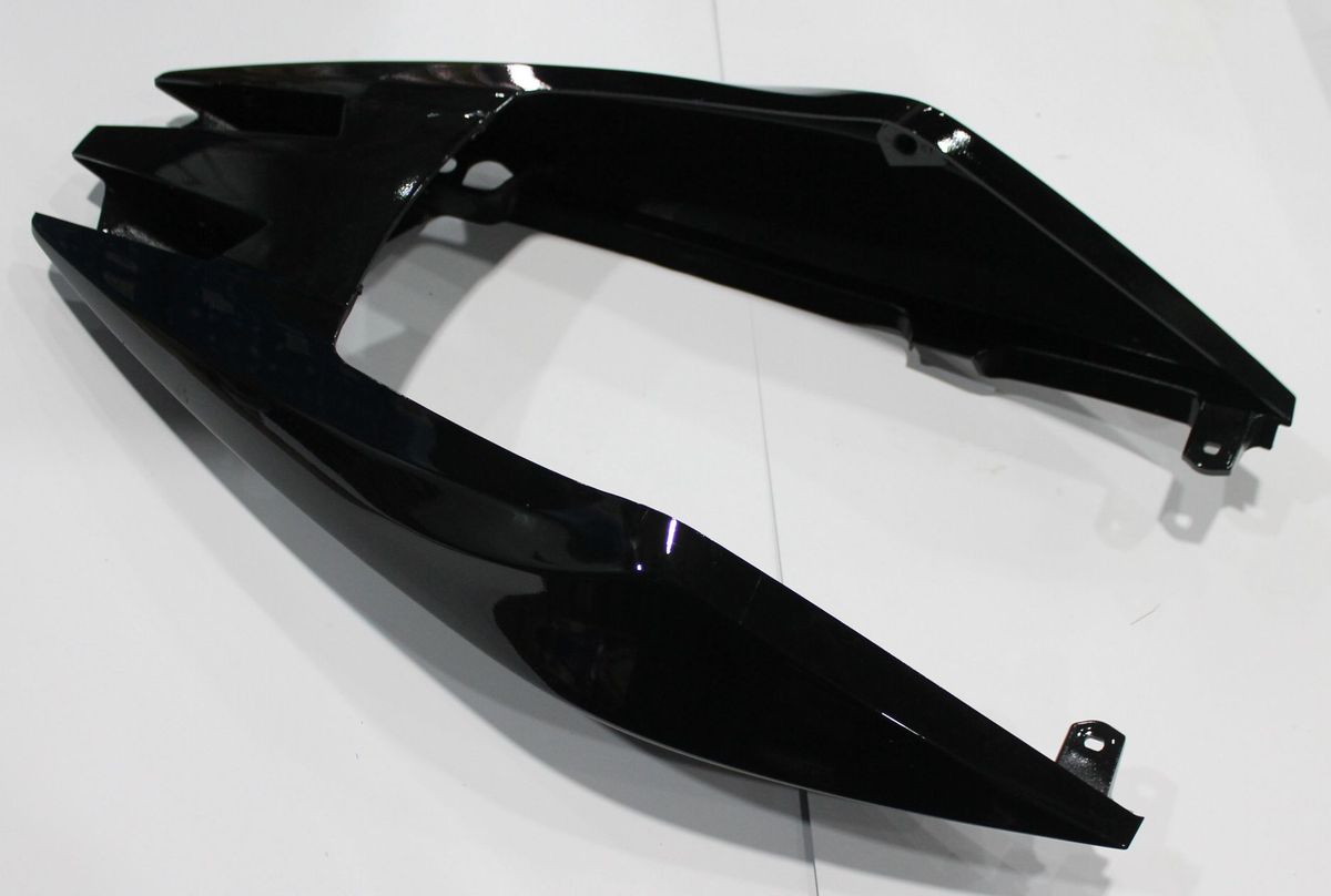 Пластик задний с серебристой 3D наклейкой 52DJ1806 BAJAJ