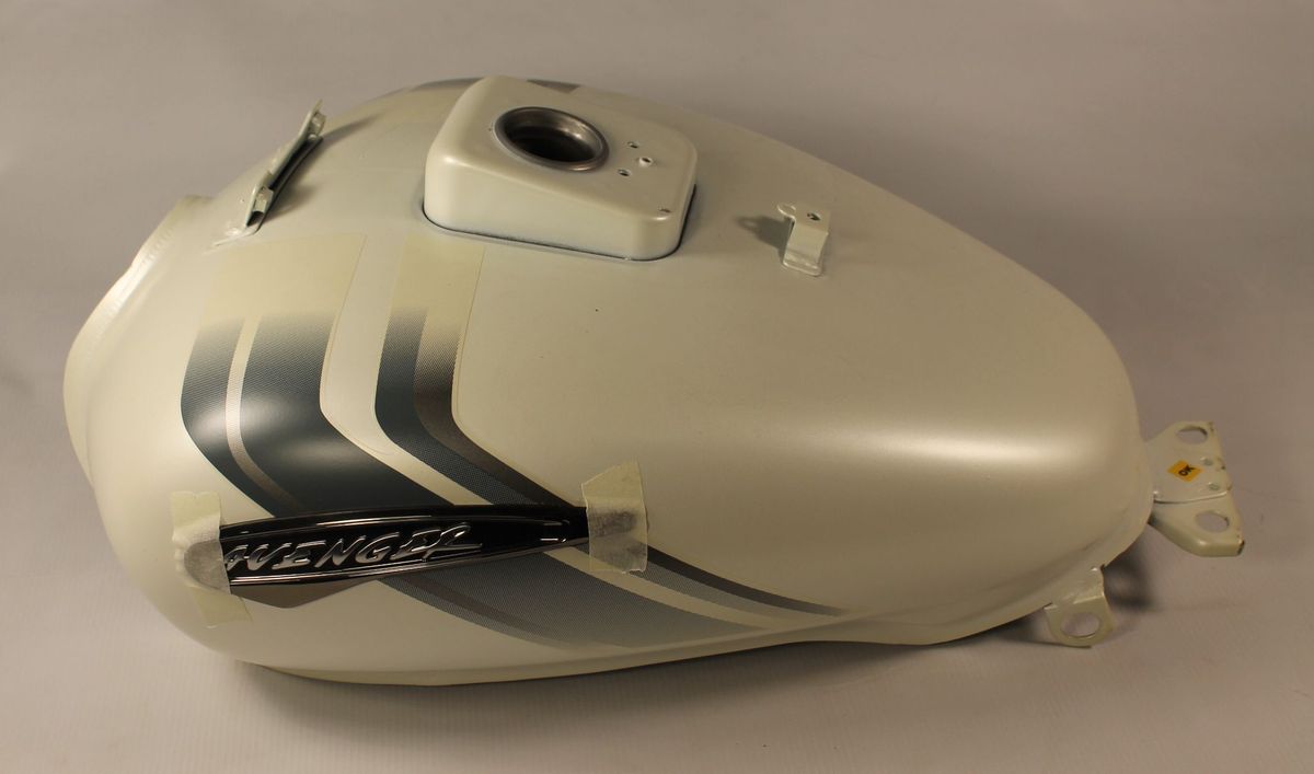 Бак топливный, белый с 3D наклейками 52PD0677 BAJAJ
